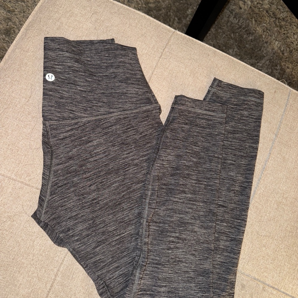 Heathered Graphite Grey Lululemon Leggings Size 6, worn once